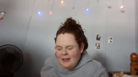 dahlia -kim online show from February 20, 7:08 pm