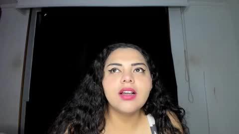 Snapshot of curvypornxxx chatting on September 19, 9:00 am curvypornxxx online show from September 19, 9:00 am