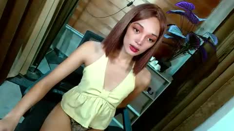 BBY CURLYHANNA online show from April 30, 3:51 pm