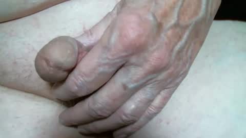 Snapshot of cutandwaxed2 chatting on May 12, 11:07 am BI SMOOTH MATURE SUB online show from May 12, 11:07 am
