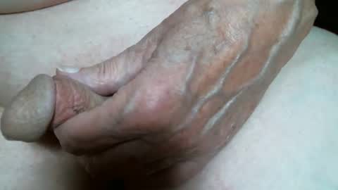 Snapshot of cutandwaxed2 chatting on June 11, 1:09 pm BI SMOOTH MATURE SUB online show from June 11, 1:09 pm