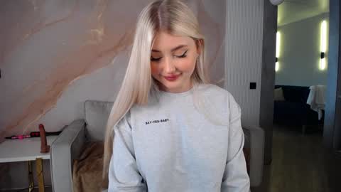 Kira  online show from January 22, 8:07 am