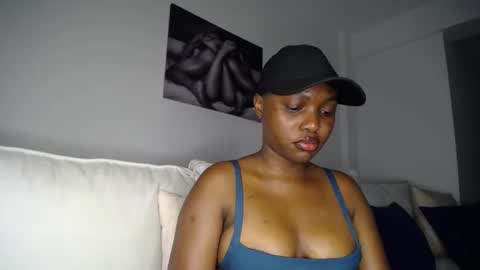 Liya online show from January 9, 2:01 am