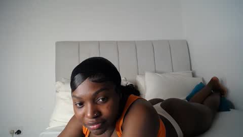 Liya online show from September 15, 6:52 pm