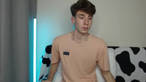 Snapshot of cute_brian chatting on September 26, 5:28 pm Im Brian online show from September 26, 5:28 pm