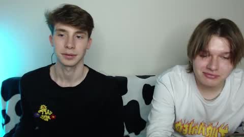 Snapshot of cute_brian chatting on October 7, 1:41 pm Im Brian online show from October 7, 1:41 pm