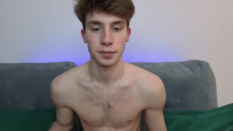 Snapshot of cute_brian chatting on November 27, 4:53 pm Im Brian online show from November 27, 4:53 pm