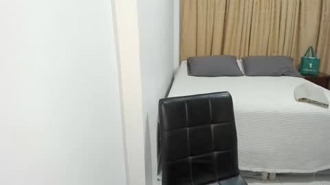 Sara online show from February 14, 6:02 am