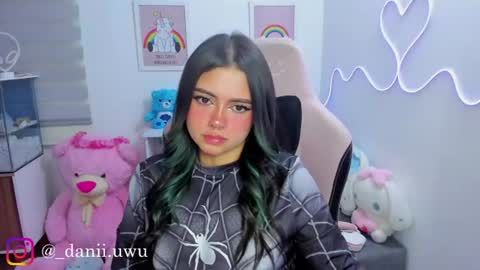 Snapshot of cute_dani__ chatting on June 13, 3:59 am Dani online show from June 13, 3:59 am