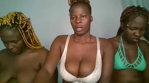 Snapshot of cute_daniellah chatting on January 31, 4:59 pm Danillah online show from January 31, 4:59 pm