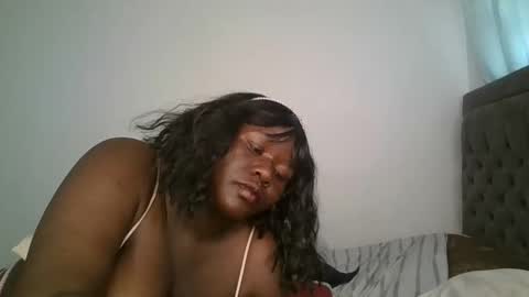 Snapshot of cute_daniellah chatting on February 7, 4:59 am Danillah online show from February 7, 4:59 am