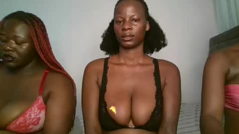 Snapshot of cute_daniellah chatting on February 27, 6:09 pm Danillah online show from February 27, 6:09 pm