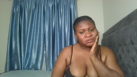 Snapshot of cute_daniellah chatting on September 13, 7:02 pm Danillah online show from September 13, 7:02 pm