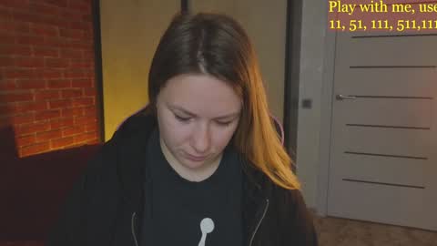 Everyday stream in the same time online show from December 3, 10:17 am