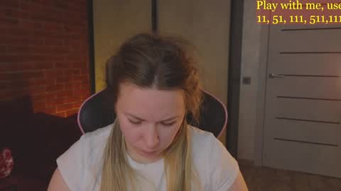 Everyday stream in the same time online show from December 7, 7:49 am