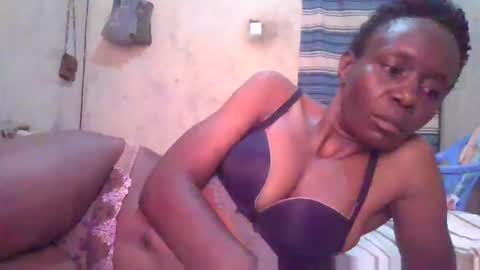 cute_divah4 online show from April 12, 5:34 am
