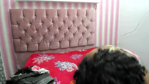Snapshot of cute_ebony_18_ chatting on September 17, 7:48 pm cute_ebony_18_ online show from September 17, 7:48 pm