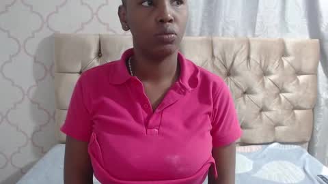 Snapshot of cute_ebony_18_ chatting on October 5, 12:03 pm cute_ebony_18_ online show from October 5, 12:03 pm