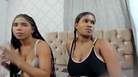 Snapshot of cute_ebony_18_ chatting on October 25, 2:13 pm cute_ebony_18_ online show from October 25, 2:13 pm