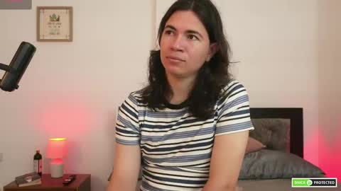 Snapshot of cute_erelis chatting on April 25, 3:09 am You Erelis online show from April 25, 3:09 am