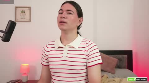 Snapshot of cute_erelis chatting on May 1, 9:03 am You Erelis online show from May 1, 9:03 am