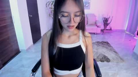 Bella Fox online show from May 2, 2:44 pm