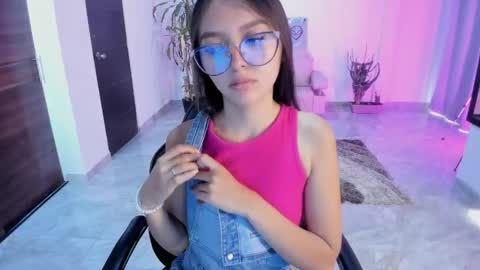 Bella Fox online show from May 19, 2:56 pm
