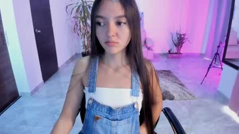 Bella Fox online show from May 30, 2:25 pm