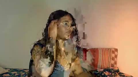 Snapshot of cute_hippo8 chatting on February 4, 1:11 am cute_hippo8 online show from February 4, 1:11 am