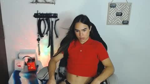 Cute horny1 online show from January 27, 9:23 am