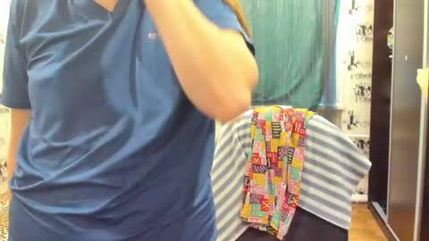 Snapshot of cute_kate0 chatting on December 22, 11:07 am cute_kate0 online show from December 22, 11:07 am