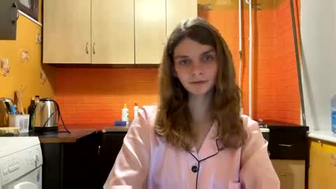 cute_kitte online show from December 26, 9:15 pm