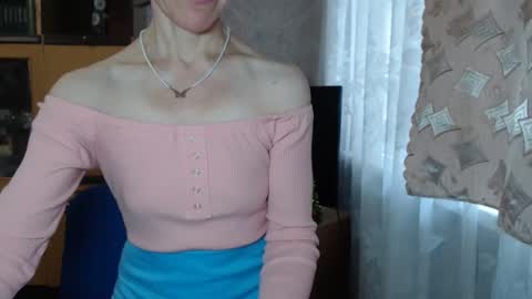 cute_lion_ online show from December 29, 8:22 am