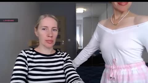 cute_lion_ online show from October 2, 12:56 pm