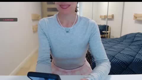 cute_lion_ online show from October 18, 12:06 pm