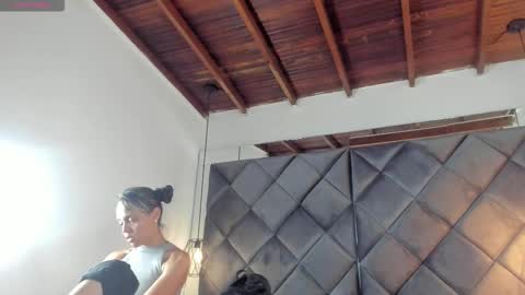 Snapshot of cute_lizzy_ chatting on December 3, 6:39 pm Lizzy online show from December 3, 6:39 pm