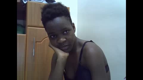 cute_marion online show from February 5, 8:32 am