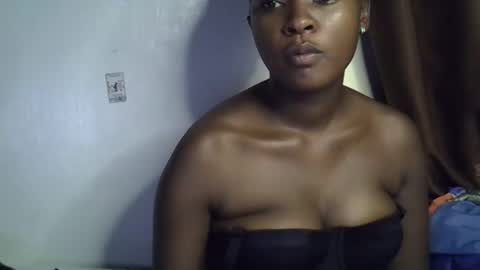 Snapshot of cute_melissa1 chatting on April 21, 11:07 pm cute_melissa1 online show from April 21, 11:07 pm