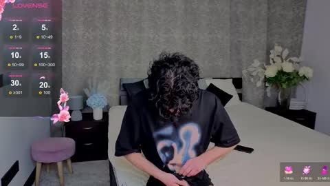 Mike online show from November 28, 8:00 pm