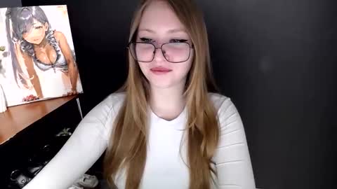 Snapshot of cute_minx chatting on May 27, 6:10 am Veronica online show from May 27, 6:10 am