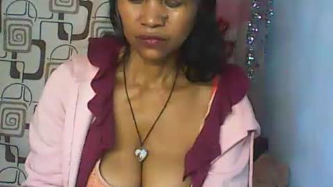 murielle online show from June 9, 7:09 am