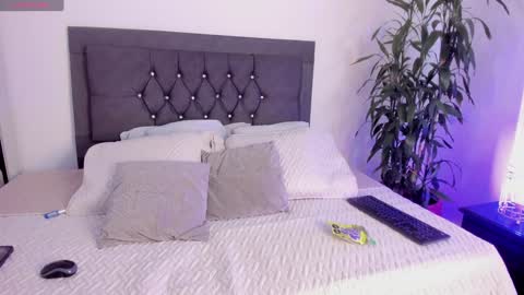 Snapshot of cute_molly18 chatting on February 1, 12:29 am Maria online show from February 1, 12:29 am