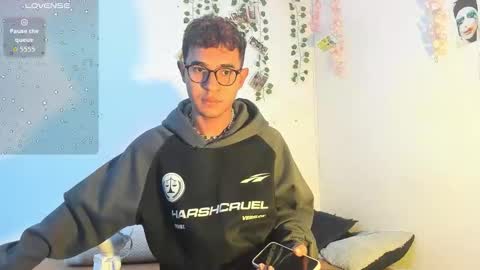 cute_sammy_1 online show from September 14, 3:16 am