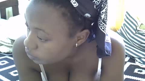 cute_savanna online show from December 21, 9:44 am