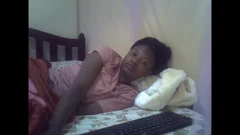 cute_savanna online show from September 10, 4:34 am