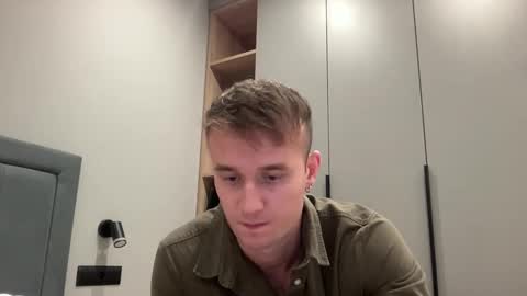 cute_skywalker online show from October 26, 5:52 pm