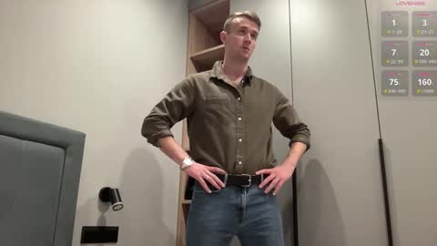 cute_skywalker online show from October 28, 5:26 pm