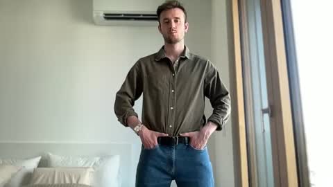 cute_skywalker online show from June 19, 2:10 pm