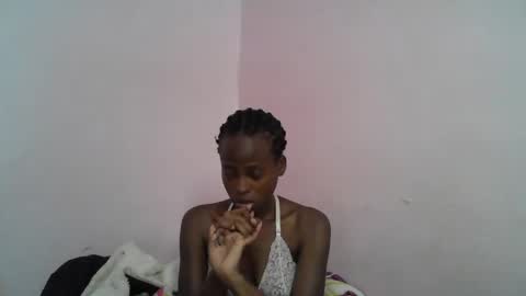 cute_sonny online show from December 23, 10:53 am