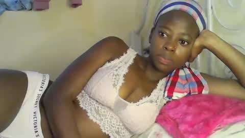 cute_sonny online show from December 5, 6:22 am